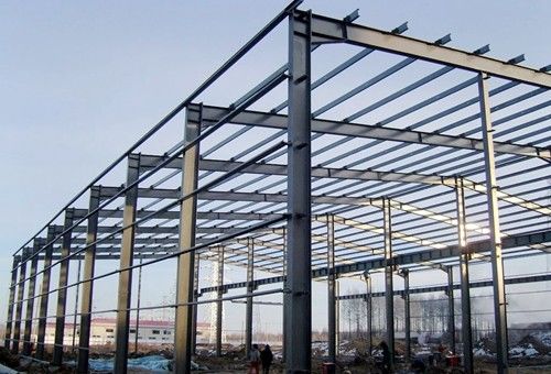 산업용 브릿지 크레인 (bridge crane) 을 갖춘 프리팩트 철강 구조 작업장