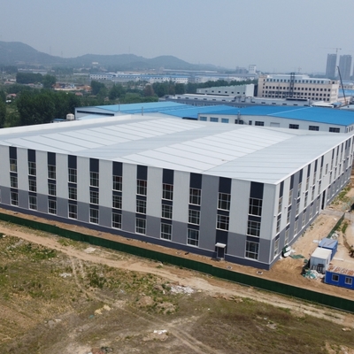 산업용 건물용 크레인과 함께 전공 철강 구조 작업실