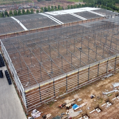 선공식 철강 구조물 창고 133m x 67m 유리 양털 패널